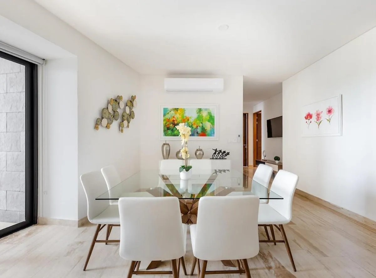 Near Airport, Pool, Spa & Jacuzzi - 3 Bedrooms Cancun 0*,